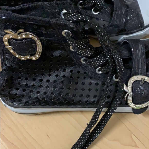 Apple bottom shoes - Picture 6 of 7